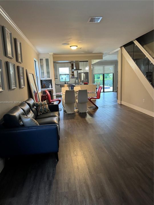 For Sale: $819,000 (4 beds, 3 baths, 2402 Square Feet)