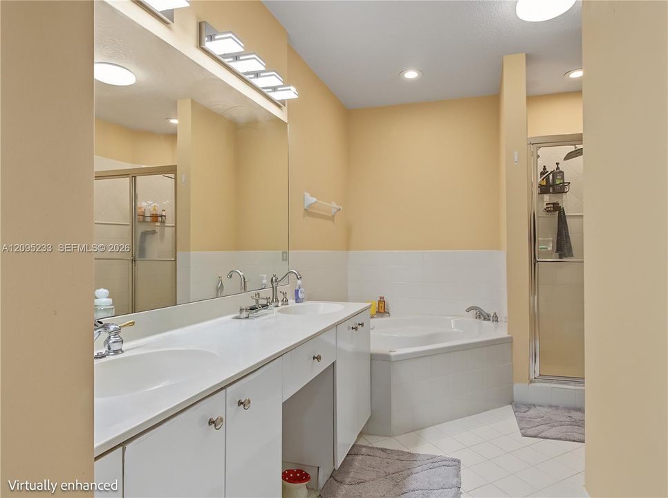 En Venta: $625,000 (4 camas, 3 baños, 1808 Pies cuadrados)