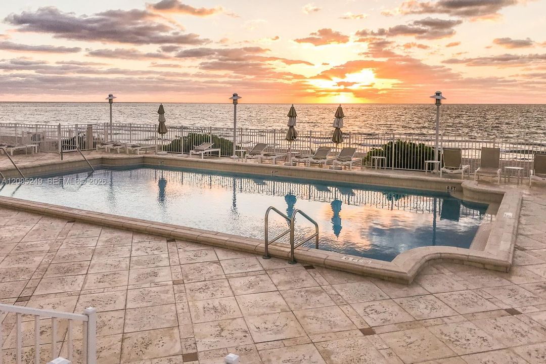 En Venta: $599,000 (2 camas, 2 baños, 1230 Pies cuadrados)