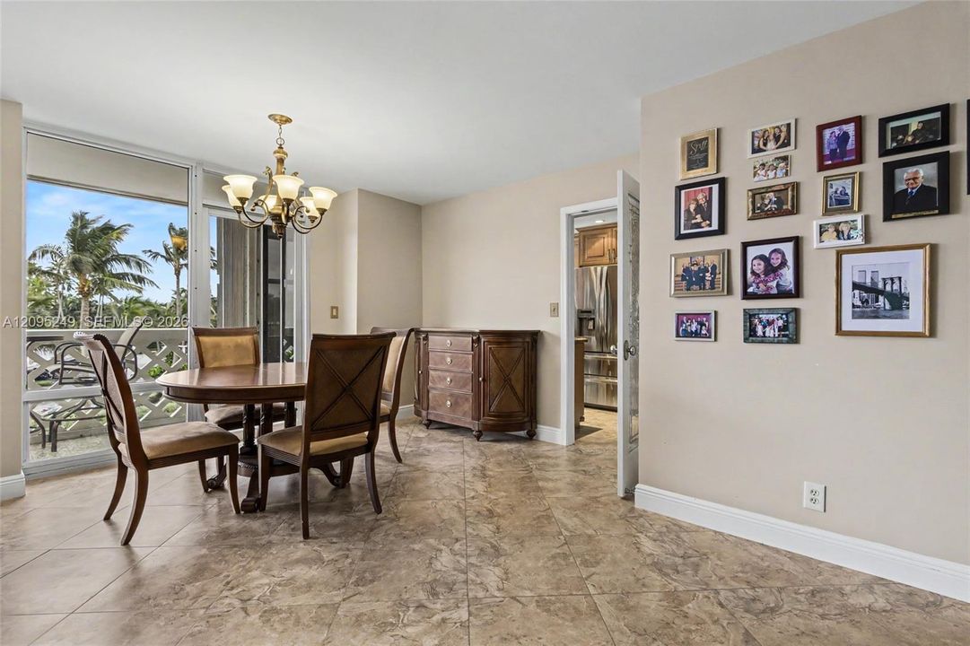 En Venta: $599,000 (2 camas, 2 baños, 1230 Pies cuadrados)