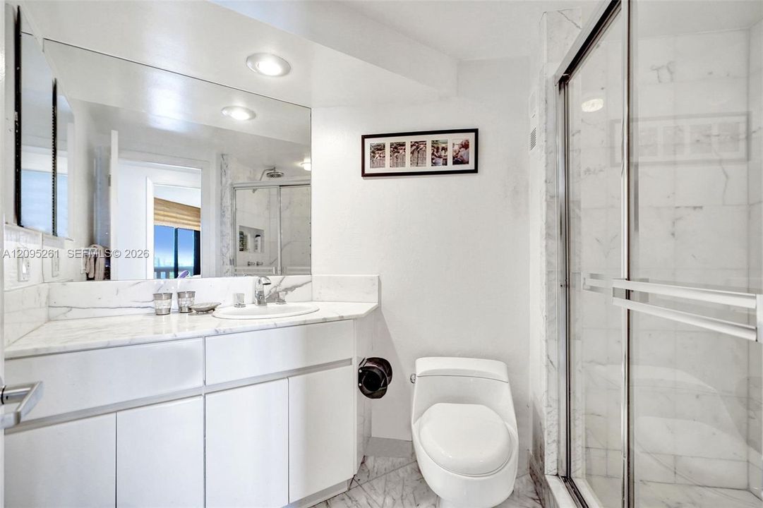 For Sale: $550,000 (2 beds, 2 baths, 1607 Square Feet)