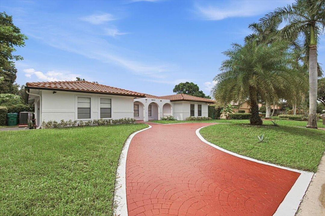 03-Front Home-C