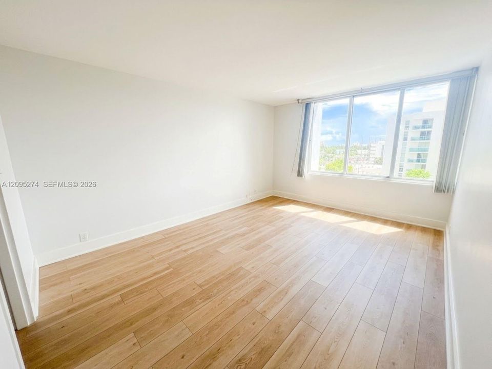 В аренду: $3,195 (1 спален, 1 ванн, 852 Квадратных фут)