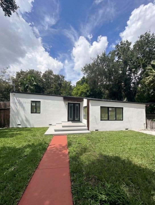 For Sale: $1,000,000 (3 beds, 2 baths, 1274 Square Feet)