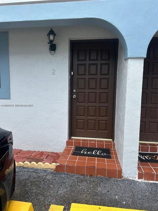 For Rent: $2,000 (1 beds, 1 baths, 624 Square Feet)