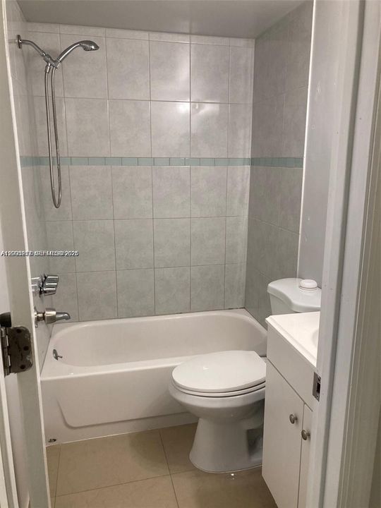 For Rent: $2,000 (1 beds, 1 baths, 624 Square Feet)