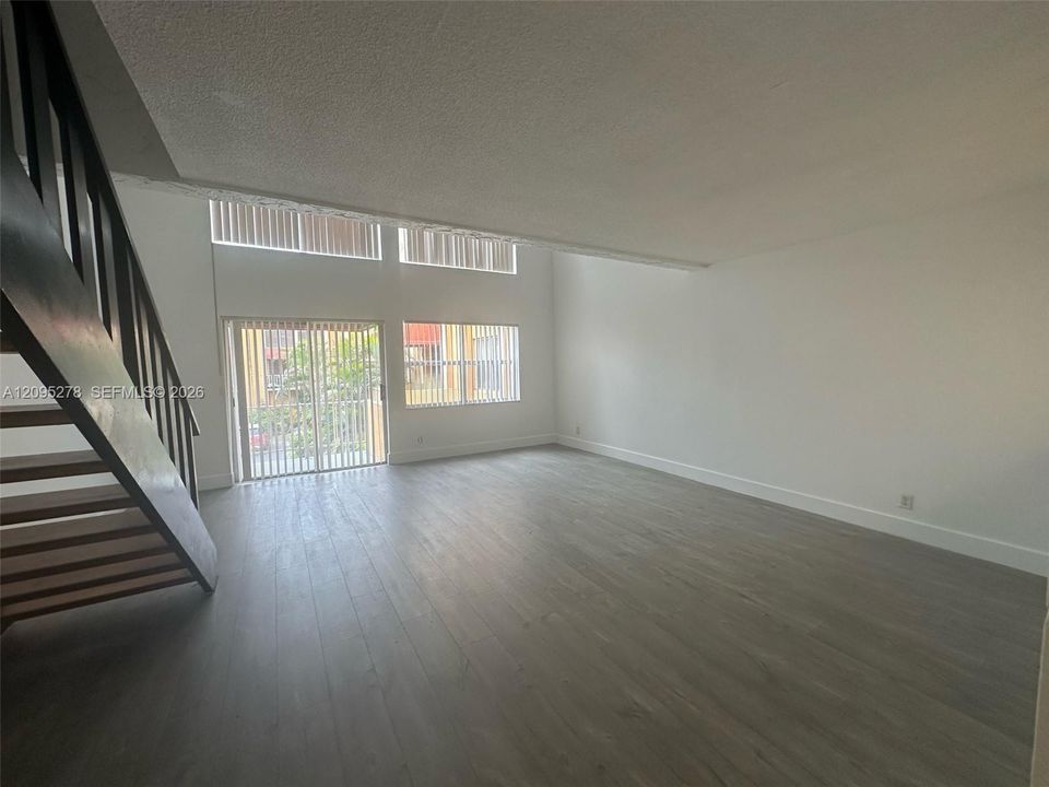 En Renta: $1,800 (1 camas, 1 baños, 943 Pies cuadrados)