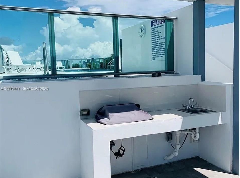 For Rent: $7,500 (2 beds, 2 baths, 1260 Square Feet)