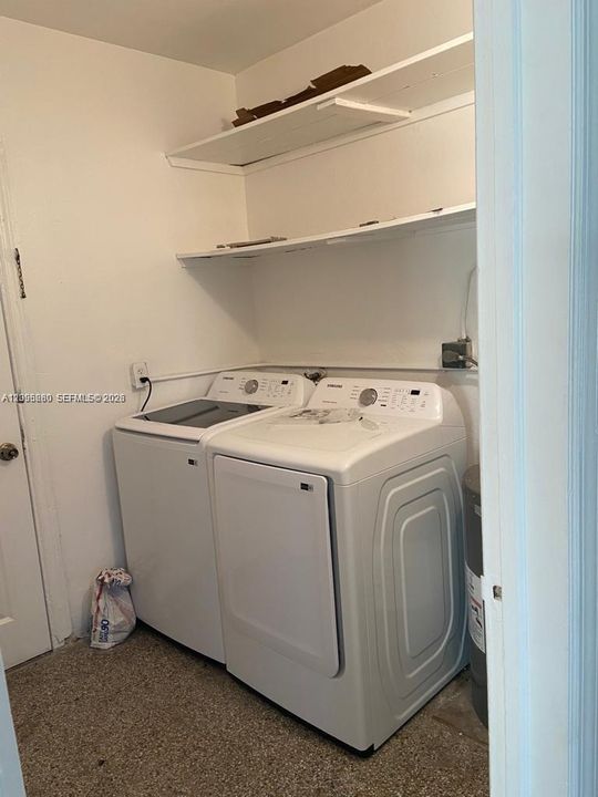For Rent: $3,600 (4 beds, 2 baths, 1360 Square Feet)