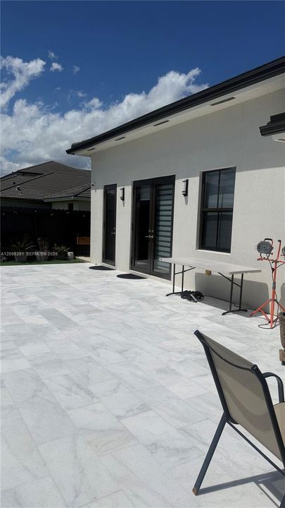 For Rent: $6,200 (4 beds, 4 baths, 2702 Square Feet)