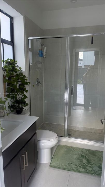 For Rent: $6,200 (4 beds, 4 baths, 2702 Square Feet)