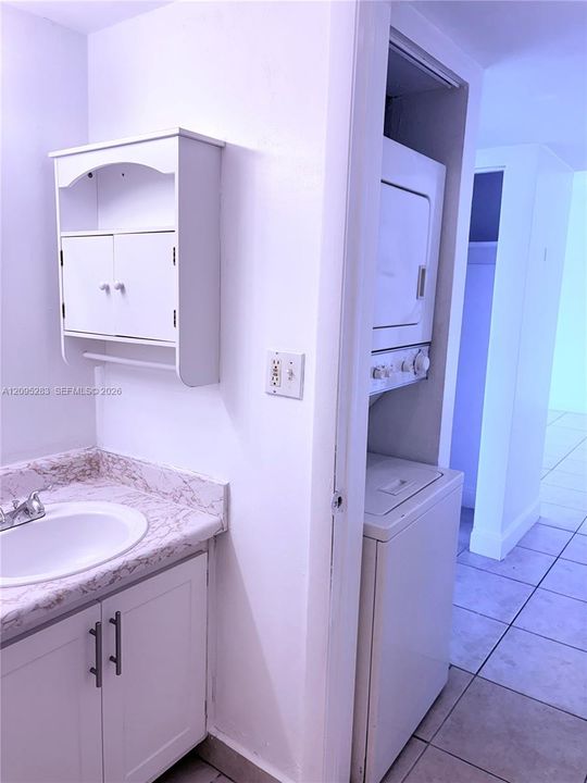 Laundry together bathroom