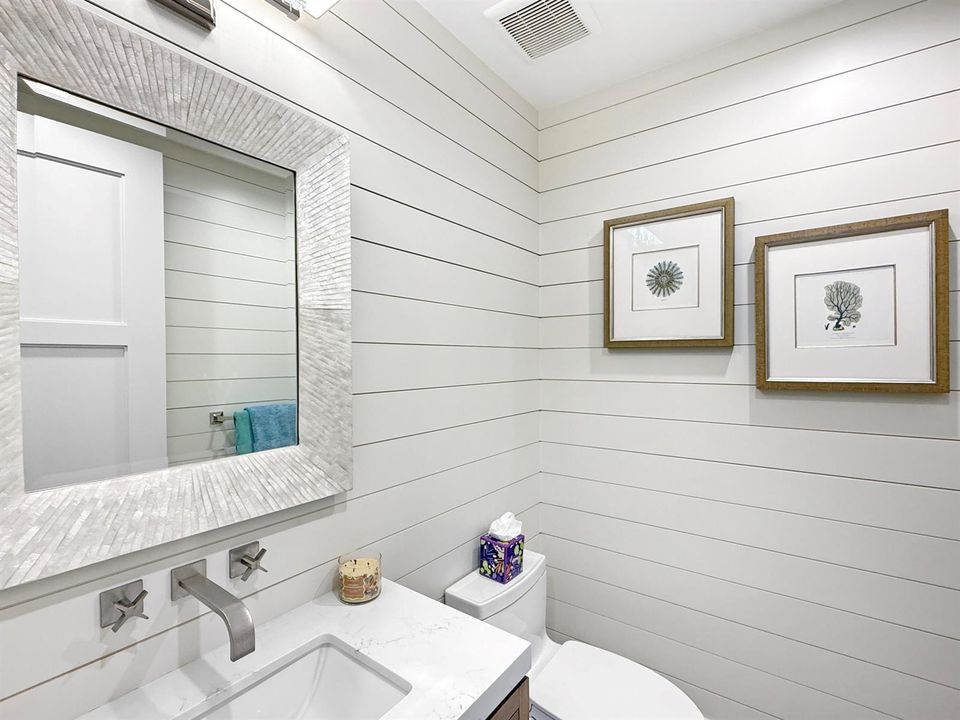 Main level half Bath