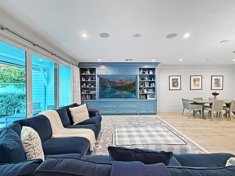 Living room #4