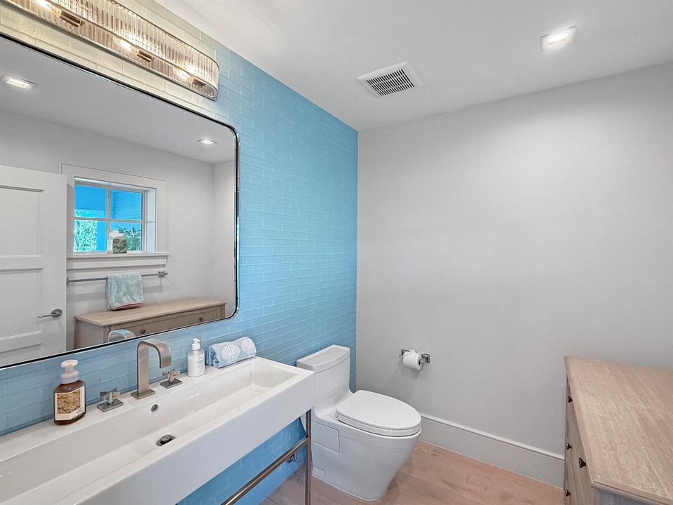 Loft half bathroom