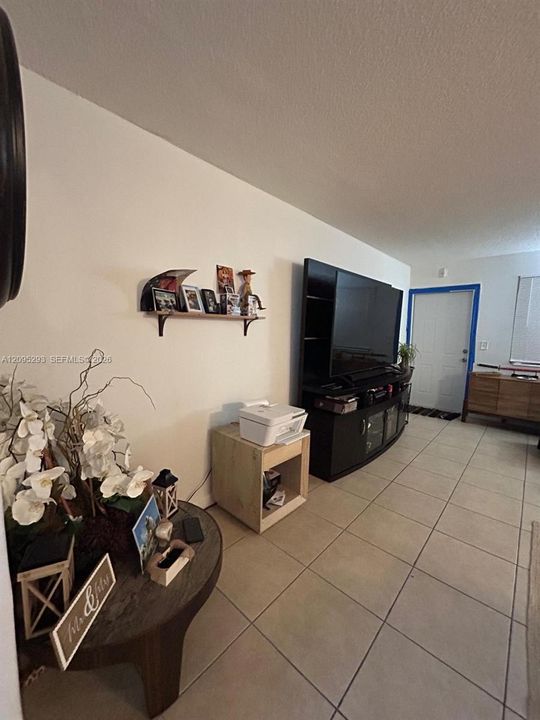 En Renta: $1,500 (1 camas, 1 baños, 645 Pies cuadrados)