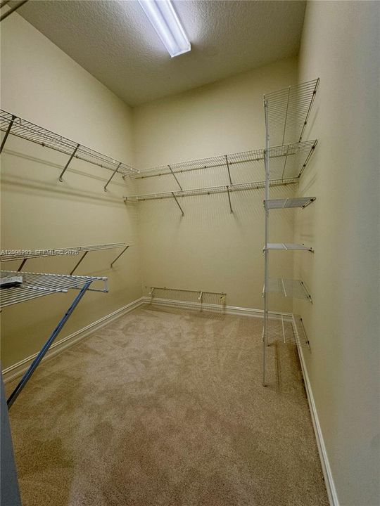 В аренду: $7,500 (4 спален, 3 ванн, 2632 Квадратных фут)