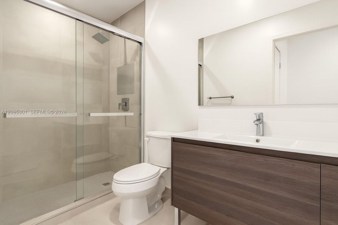 For Rent: $1,900 (1 beds, 1 baths, 590 Square Feet)
