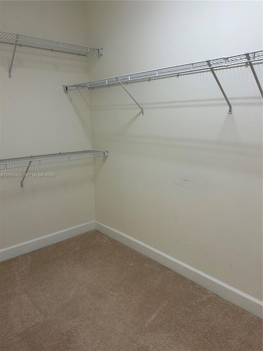 En Renta: $4,500 (4 camas, 3 baños, 2066 Pies cuadrados)