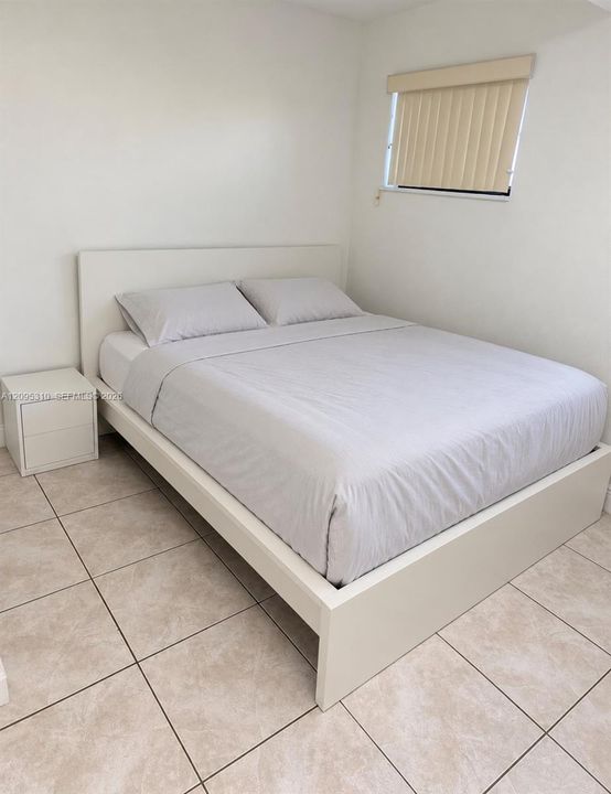 En Venta: $310,000 (2 camas, 1 baños, 1125 Pies cuadrados)