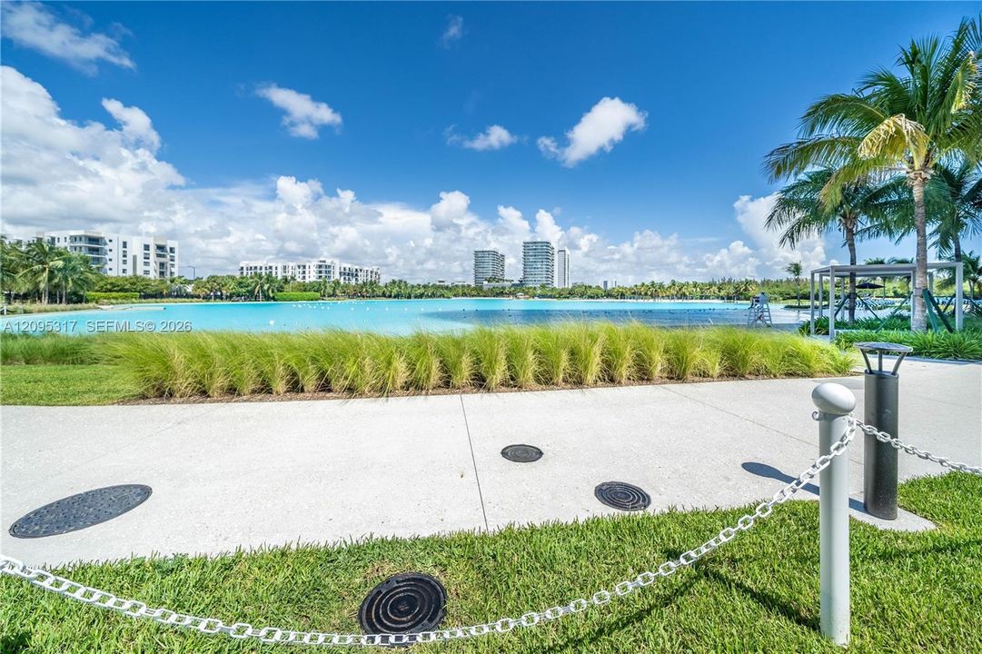 For Rent: $9,800 (2 beds, 3 baths, 1481 Square Feet)