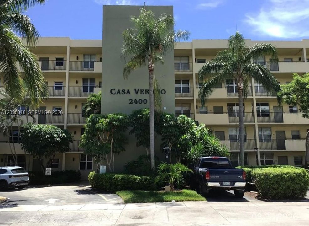 En Venta: $65,000 (2 camas, 2 baños, 904 Pies cuadrados)