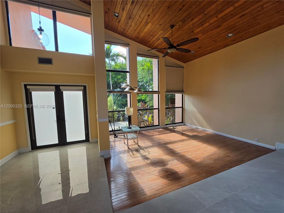 For Sale: $2,950,000 (5 beds, 3 baths, 3633 Square Feet)