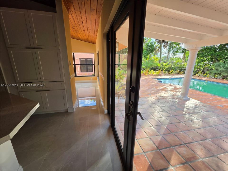 For Sale: $2,950,000 (5 beds, 3 baths, 3633 Square Feet)