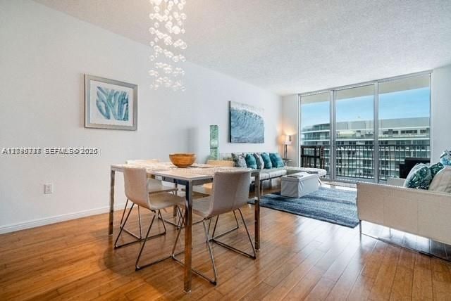 En Venta: $435,000 (1 camas, 1 baños, 825 Pies cuadrados)