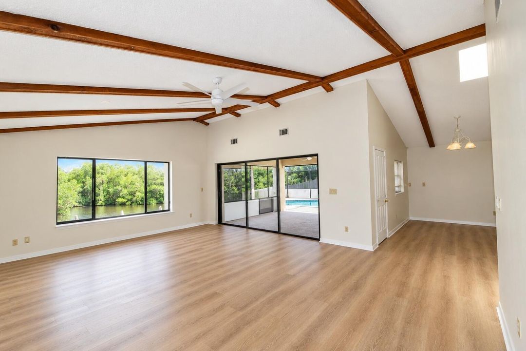 cr%20living%20room