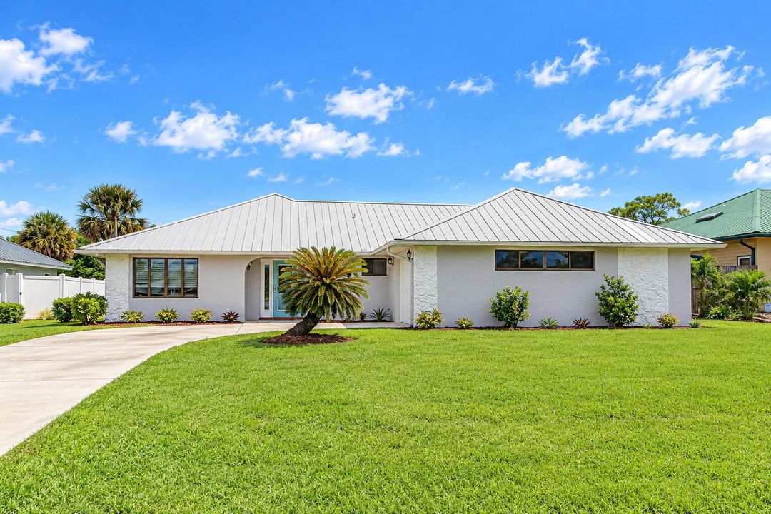 exterior front Coral reef