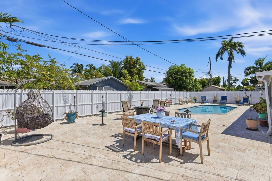 For Sale: $674,900 (3 beds, 2 baths, 1534 Square Feet)