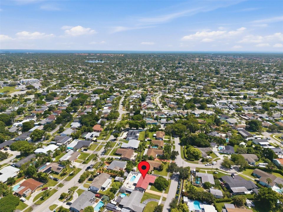 For Sale: $674,900 (3 beds, 2 baths, 1534 Square Feet)