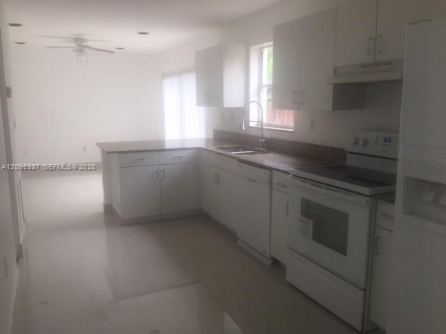 For Rent: $4,300 (4 beds, 2 baths, 1884 Square Feet)