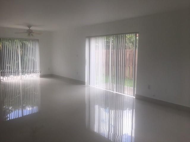 For Rent: $4,300 (4 beds, 2 baths, 1884 Square Feet)