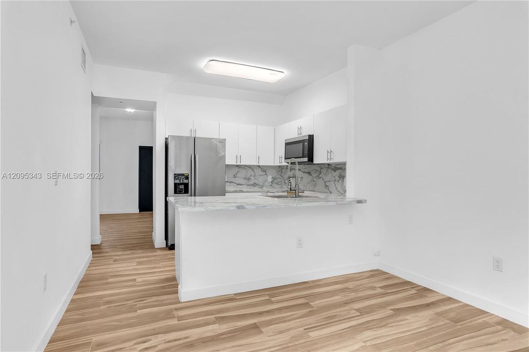 For Rent: $2,300 (2 beds, 2 baths, 1100 Square Feet)