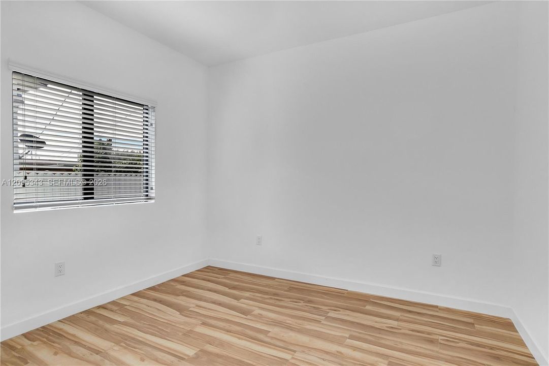 For Rent: $2,300 (2 beds, 2 baths, 1100 Square Feet)