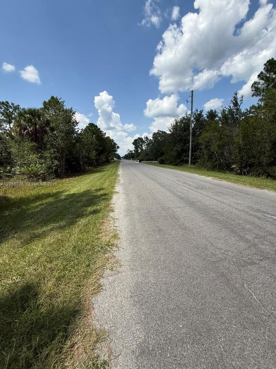 На продажу: $105,000 (1.08 acres)