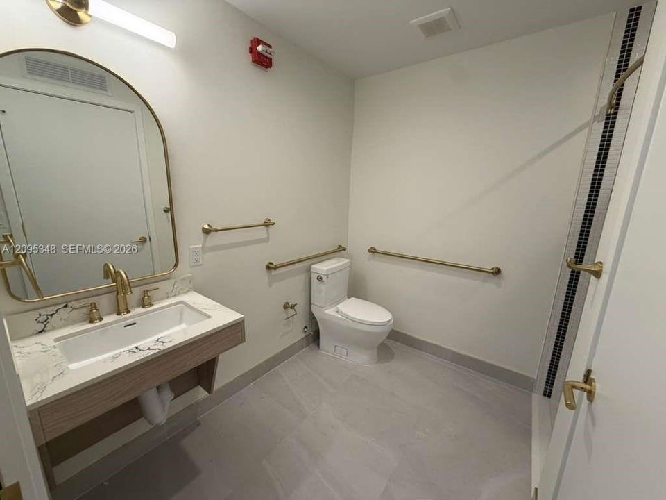 For Sale: $595,000 (1 beds, 1 baths, 0 Square Feet)