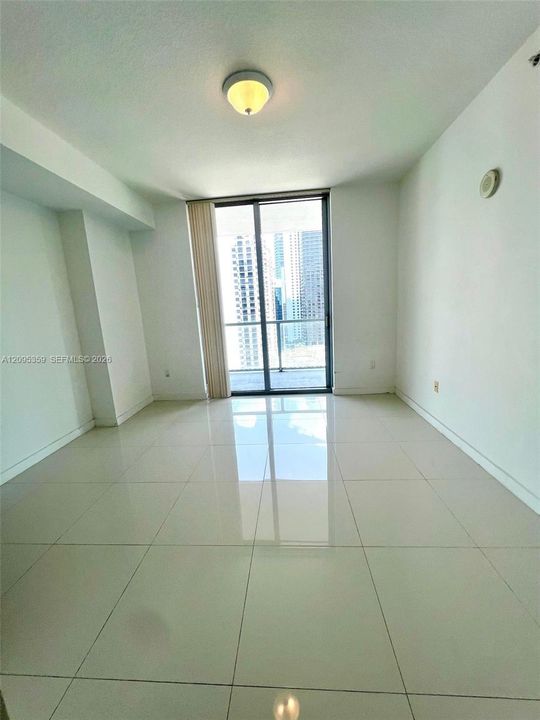 В аренду: $3,900 (2 спален, 2 ванн, 1076 Квадратных фут)