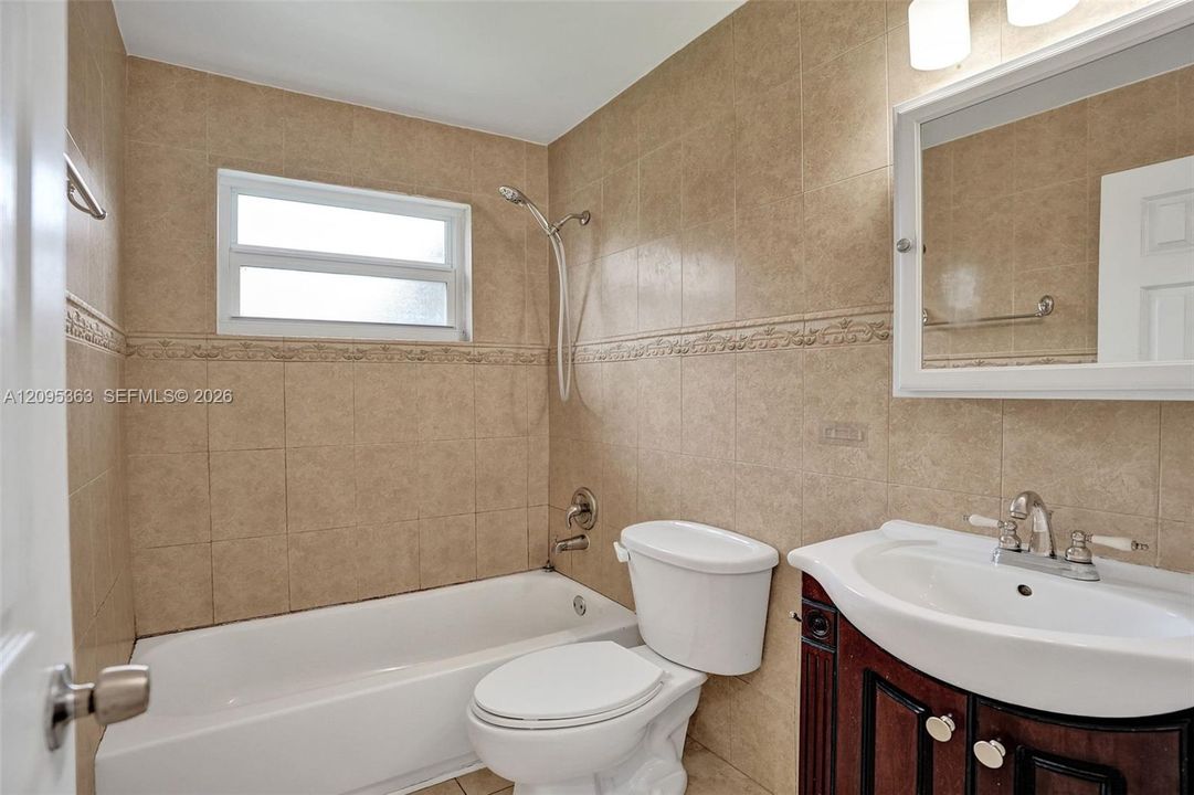En Renta: $3,500 (3 camas, 2 baños, 885 Pies cuadrados)