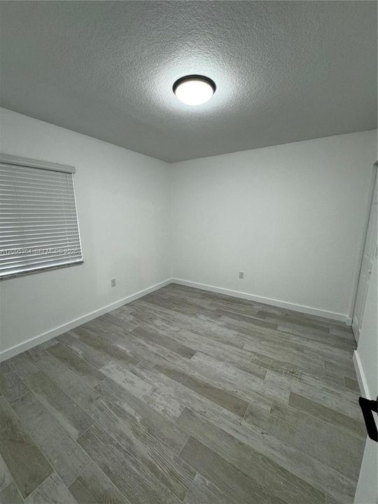 For Rent: $2,000 (2 beds, 2 baths, 822 Square Feet)