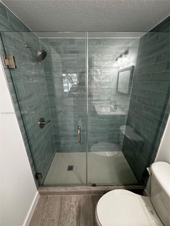 For Rent: $2,000 (2 beds, 2 baths, 822 Square Feet)