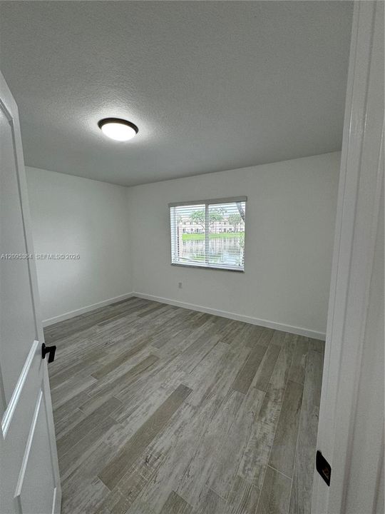 For Rent: $2,000 (2 beds, 2 baths, 822 Square Feet)