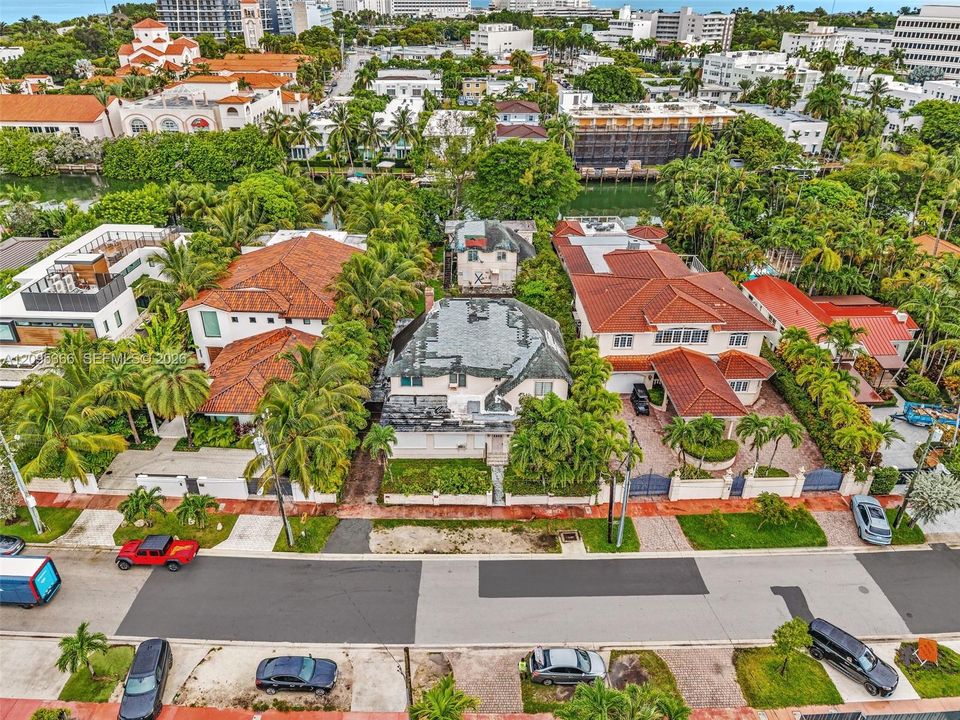 En Venta: $9,600,000 (13 camas, 10 baños, 6949 Pies cuadrados)
