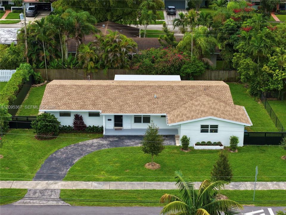 For Rent: $6,850 (4 beds, 2 baths, 1728 Square Feet)