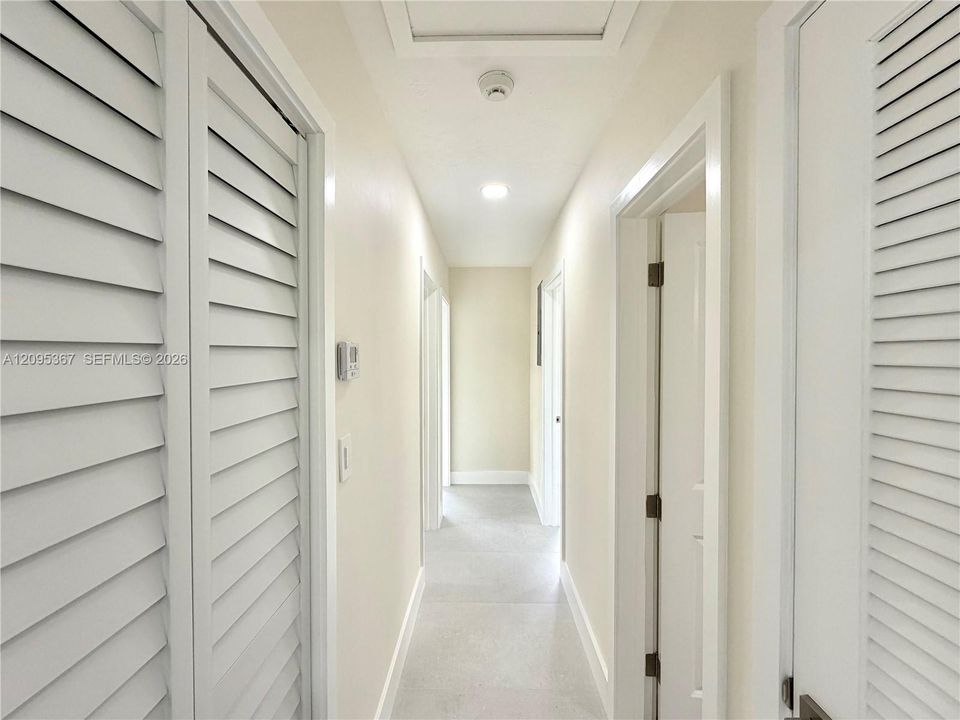 For Rent: $6,850 (4 beds, 2 baths, 1728 Square Feet)