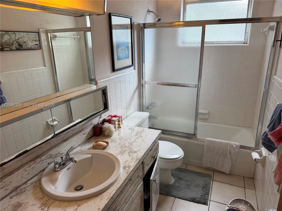 For Sale: $499,990 (3 beds, 2 baths, 2300 Square Feet)