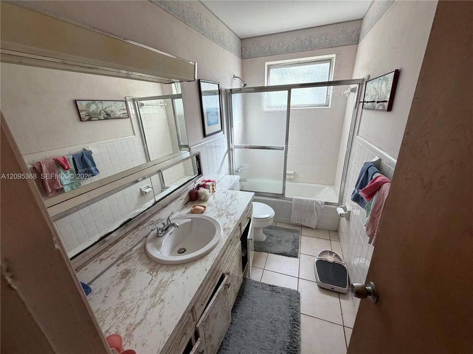 For Sale: $499,990 (3 beds, 2 baths, 2300 Square Feet)