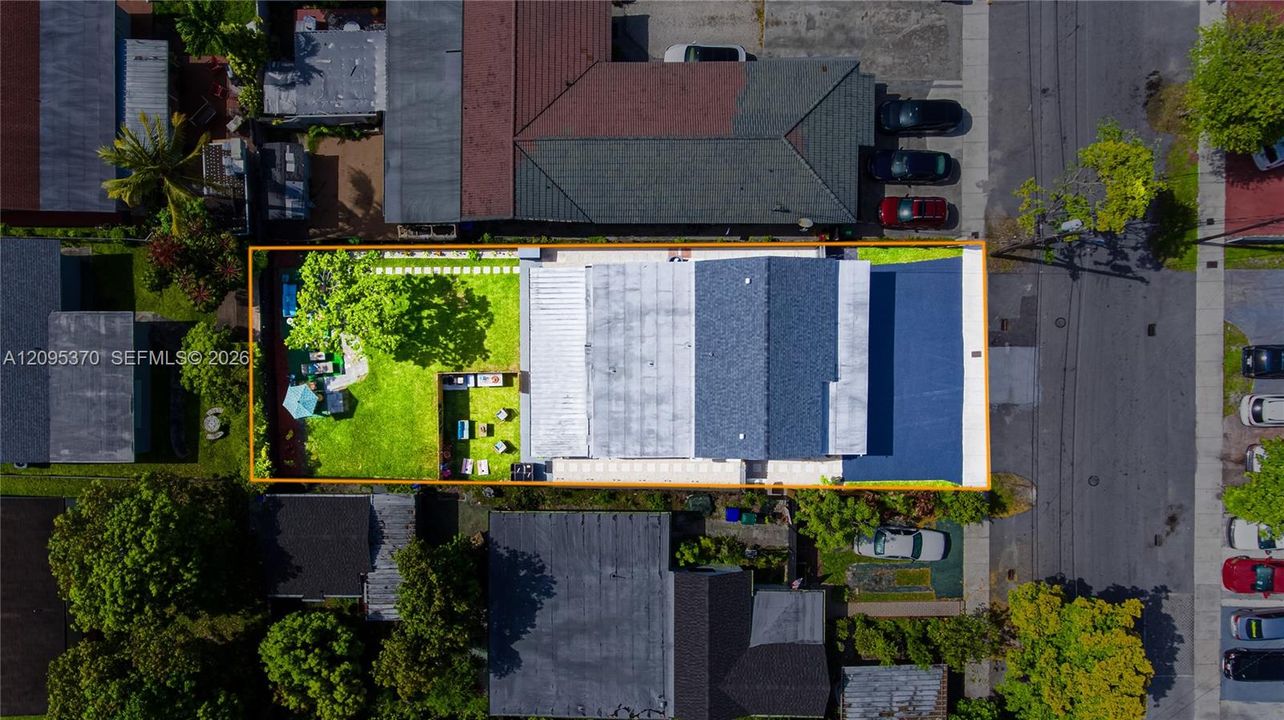 На продажу: $800,000 (4 спален, 3 ванн, 1424 Квадратных фут)